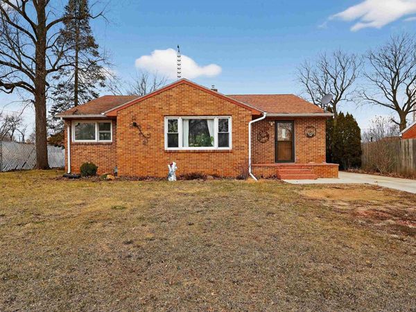 2020 S Cottage Avenue, Beloit, WI 53511