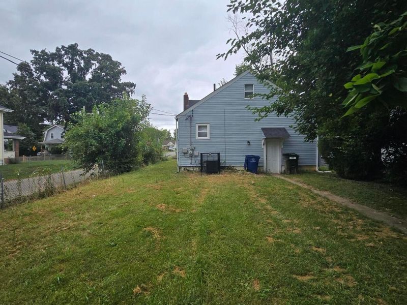 1251 E 23rd Avenue, Columbus, OH 43211 Photo 22