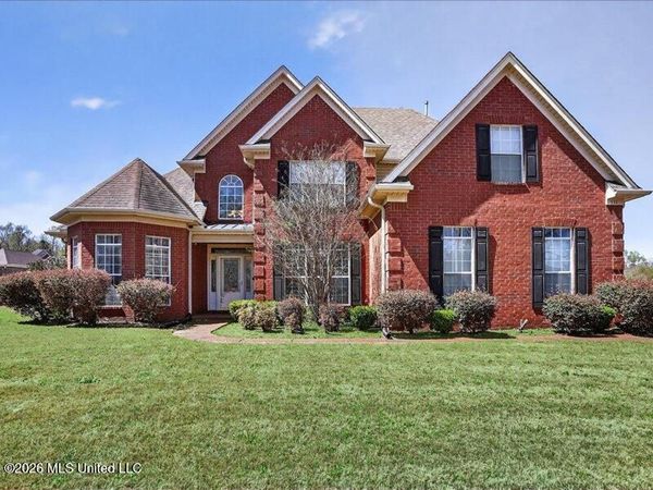 911 Clair Cove, Hernando, MS 38632