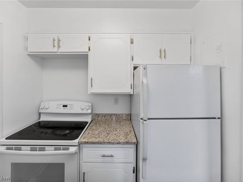 19436 Van Aken Boulevard, Unit 307, Shaker Heights, OH 44122 Photo 14