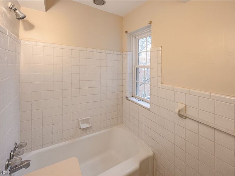 19436 Van Aken Boulevard, Unit 307, Shaker Heights, OH 44122 Photo 23