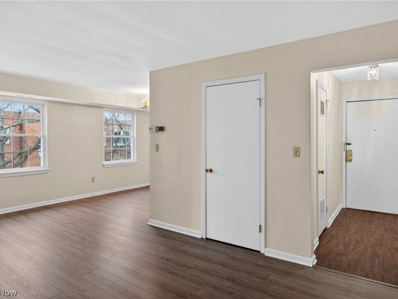 19436 Van Aken Boulevard, Unit 307, Shaker Heights, OH 44122 Photo 4