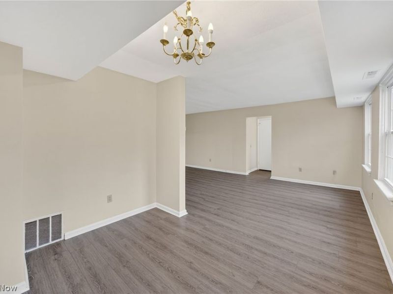 19436 Van Aken Boulevard, Unit 307, Shaker Heights, OH 44122 Photo 9