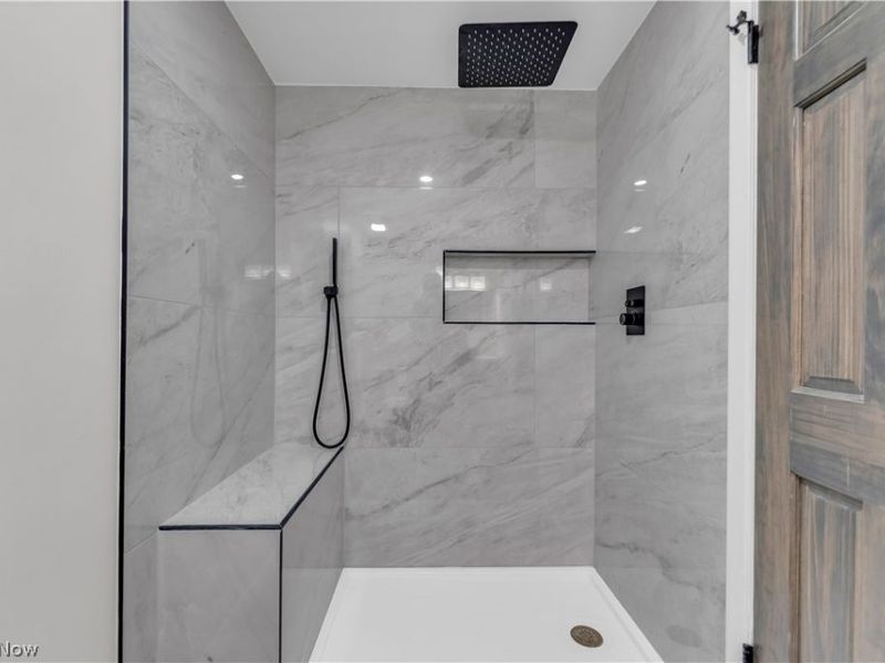 25515 Clubside Boulevard, Unit 0012, North Olmsted, OH 44070 Photo 16