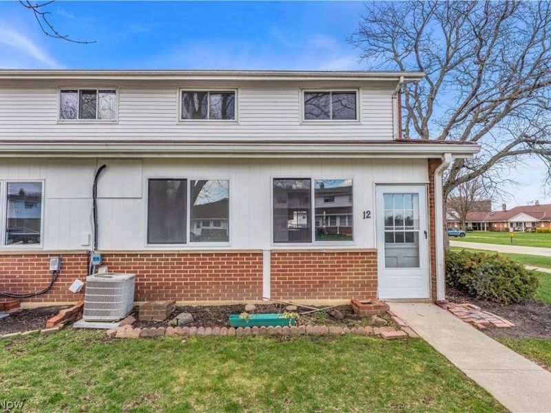 25515 Clubside Boulevard, Unit 0012, North Olmsted, OH 44070 Photo 31