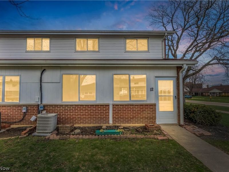 25515 Clubside Boulevard, Unit 0012, North Olmsted, OH 44070 Photo 4