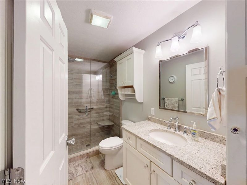 6645 Harborside Landing, Mentor, OH 44060 Photo 17