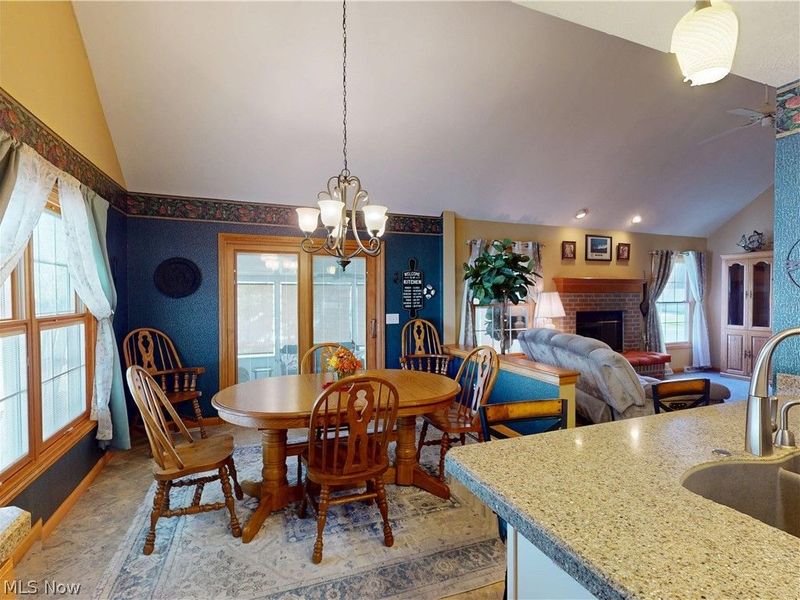 6645 Harborside Landing, Mentor, OH 44060 Photo 9