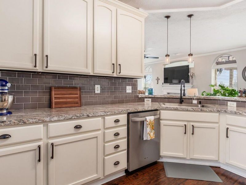 222 Trail E, Etna, OH 43062 Photo 37