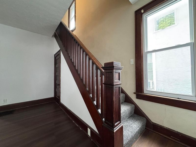 627 N Columbus Street , Lancaster, OH 43130 Photo 9