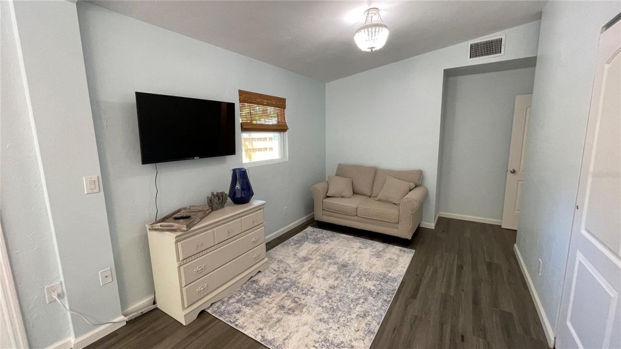 2504 S Milmar Drive, Sarasota, FL 34237 Photo