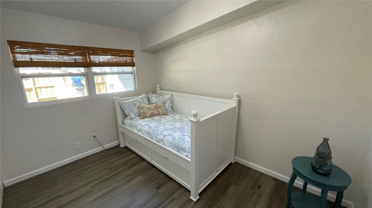 2504 S Milmar Drive, Sarasota, FL 34237 Photo