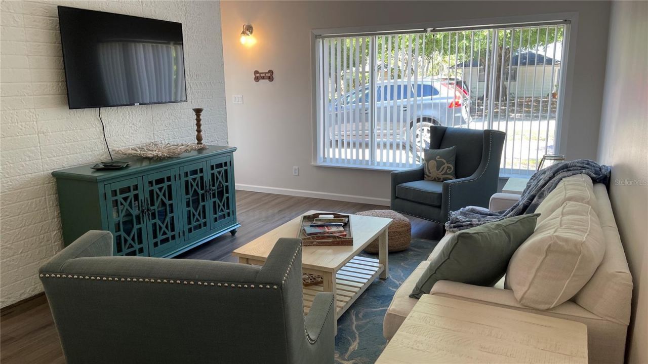 2504 S Milmar Drive, Sarasota, FL 34237 Photo