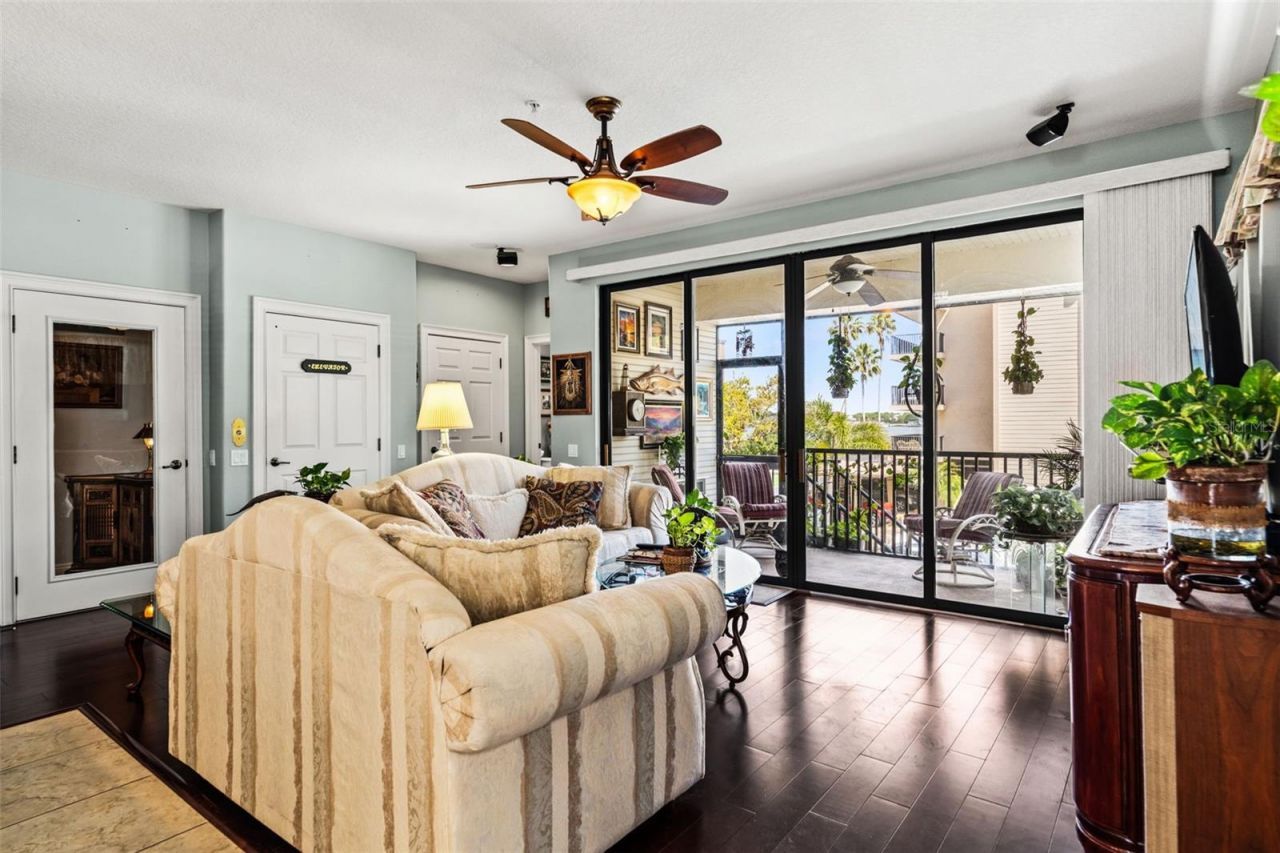 606 Bella Loop, Unit 2, Dunedin, FL 34698 Photo