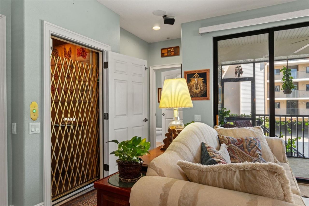 606 Bella Loop, Unit 2, Dunedin, FL 34698 Photo