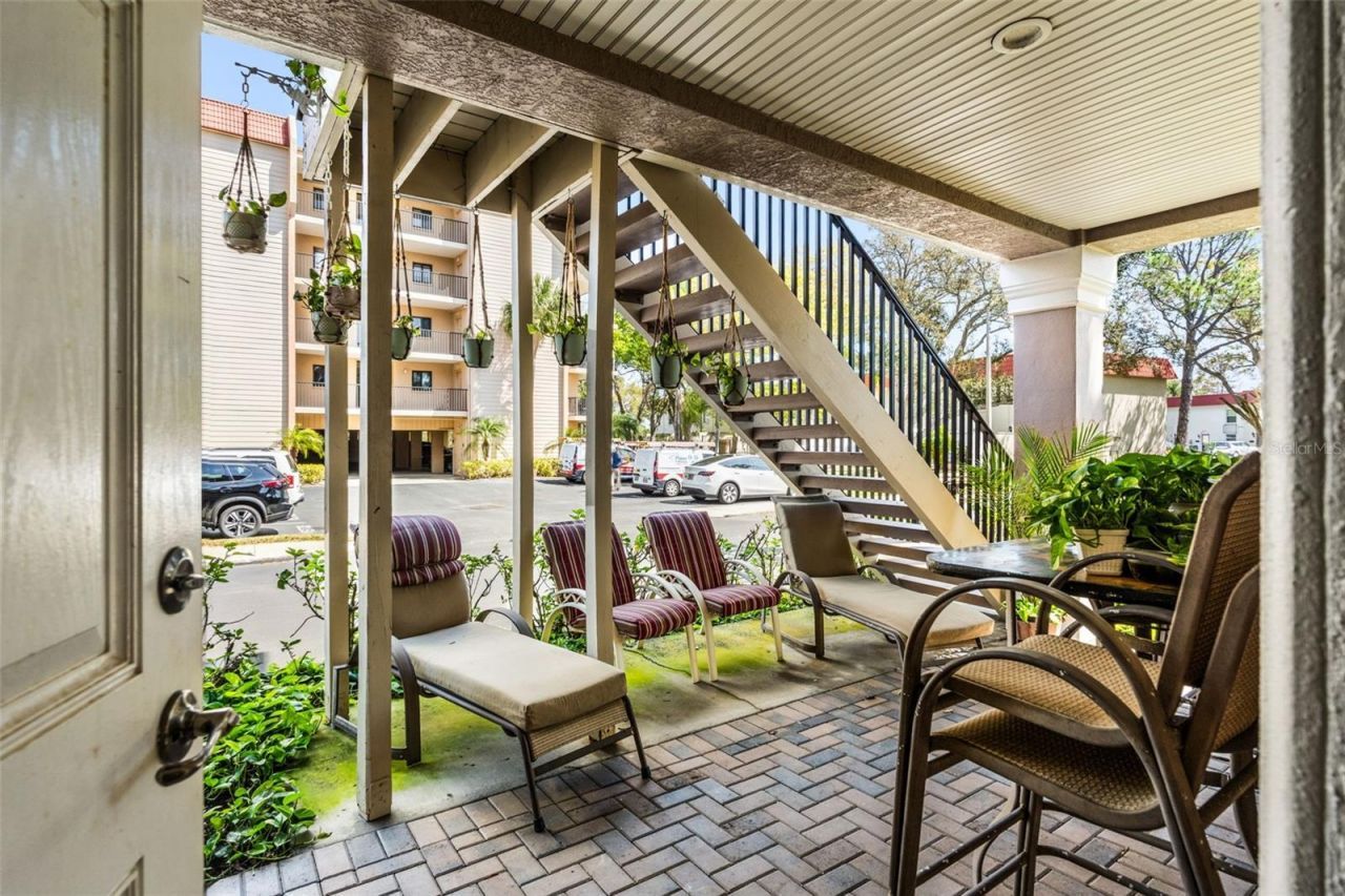 606 Bella Loop, Unit 2, Dunedin, FL 34698 Photo