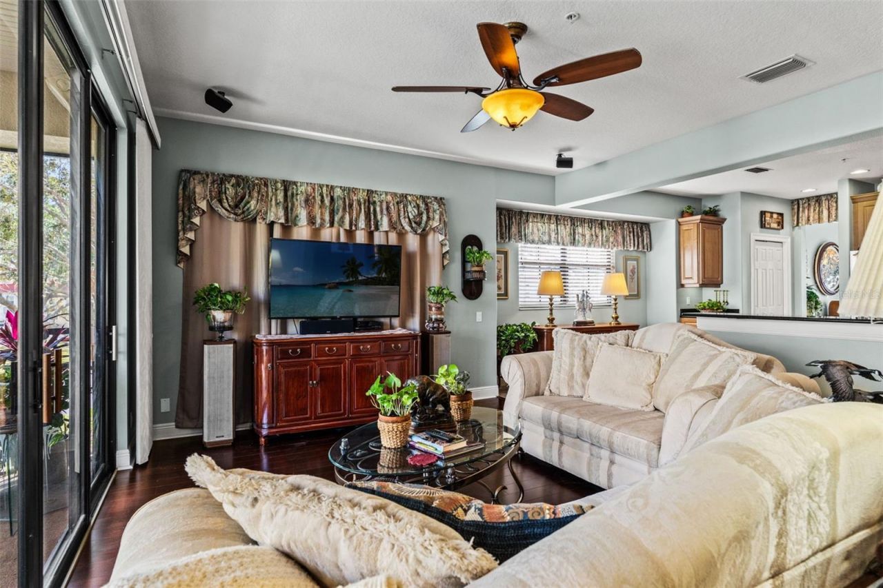 606 Bella Loop, Unit 2, Dunedin, FL 34698 Photo