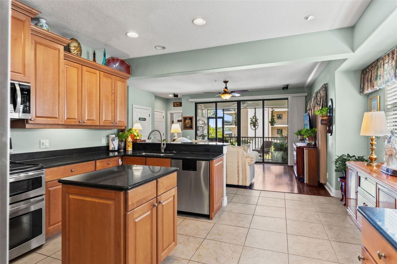 606 Bella Loop, Unit 2, Dunedin, FL 34698 Photo