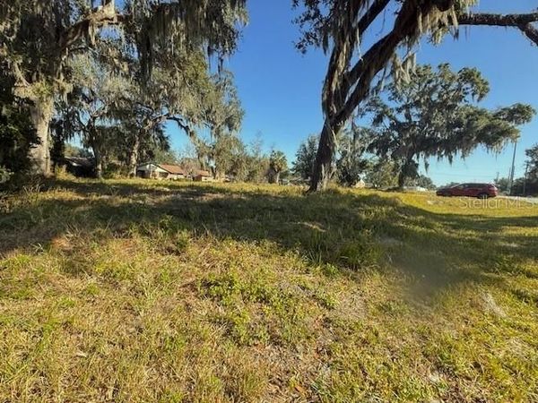 3814 E C 478 , WEBSTER, FL 33597