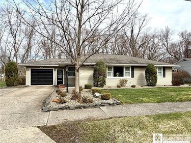 19 Lowell Place , Fredonia, NY 14063