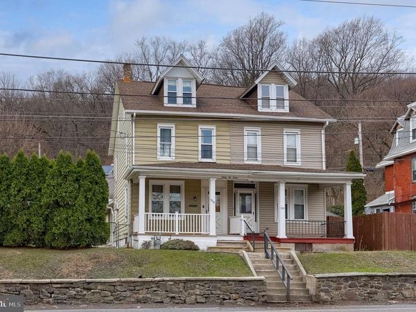 3212 PERKIOMEN AVENUE, READING, PA 19606