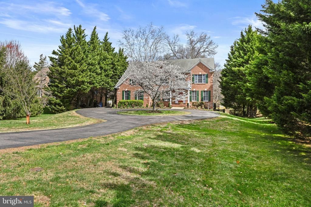 1831 Beulah Road, Vienna, VA 22182 Main Photo