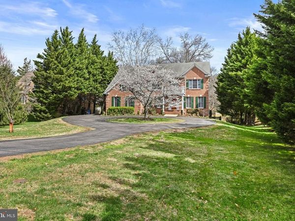 1831 BEULAH ROAD, VIENNA, VA 22182