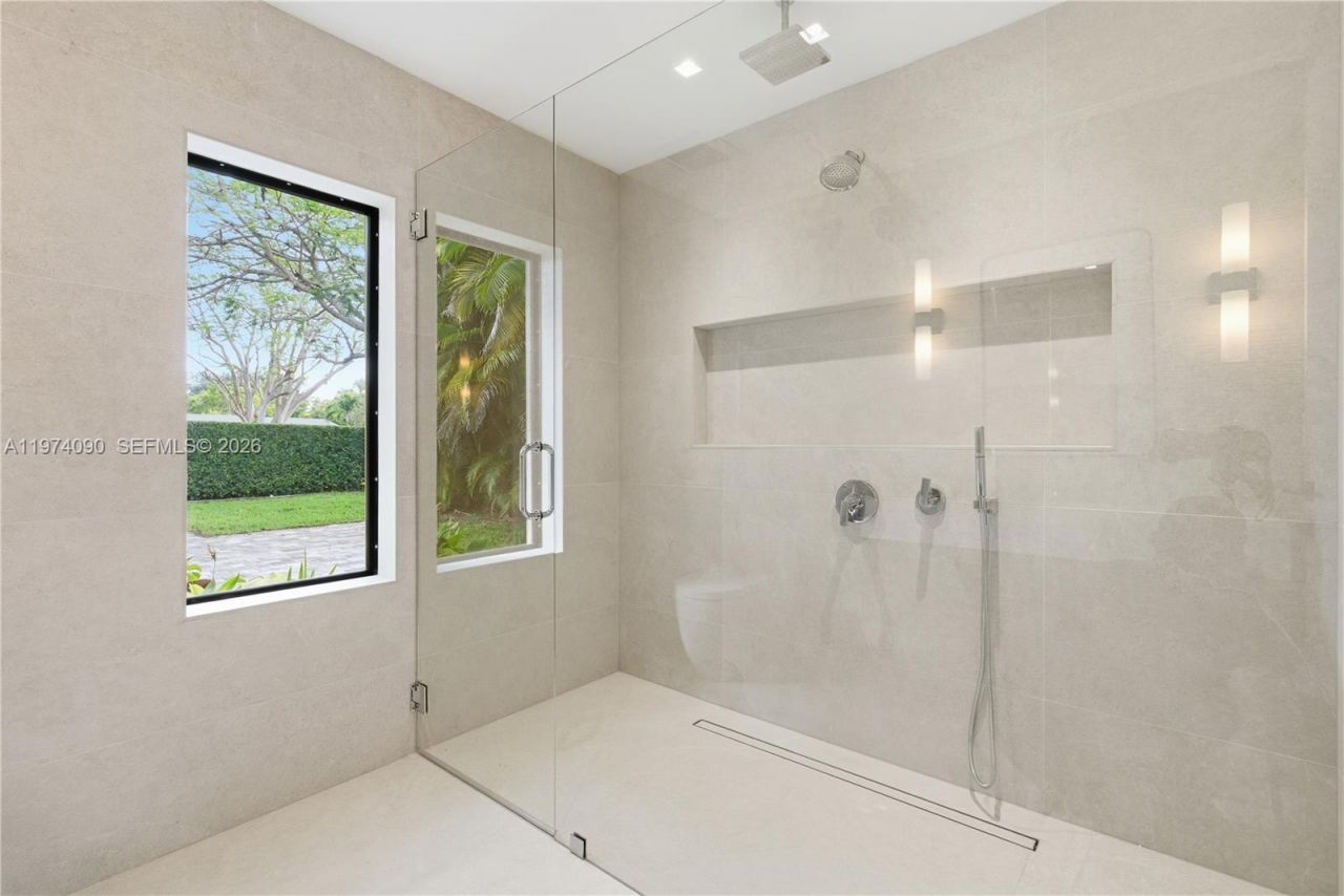 12050 SW 90th Ave, Miami, FL 33176 Photo