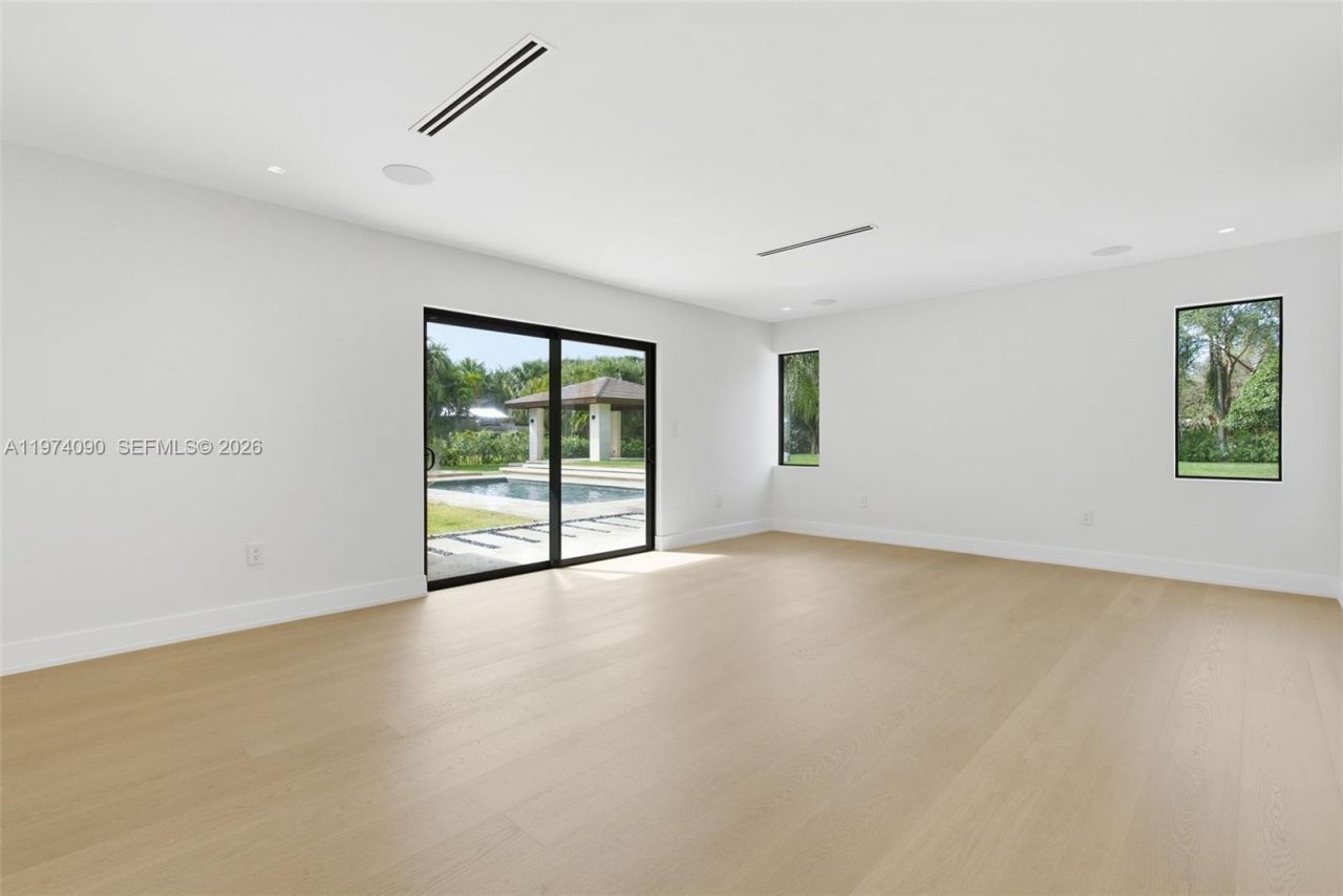 12050 SW 90th Ave , Miami, FL 33176 Photo