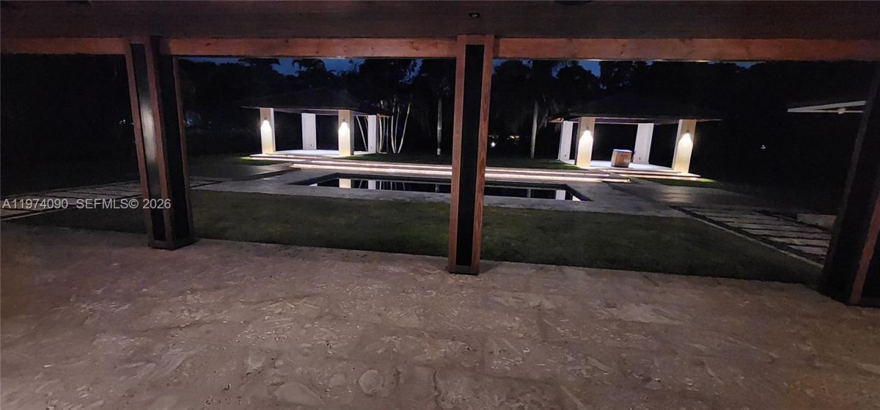 12050 SW 90th Ave , Miami, FL 33176 Photo