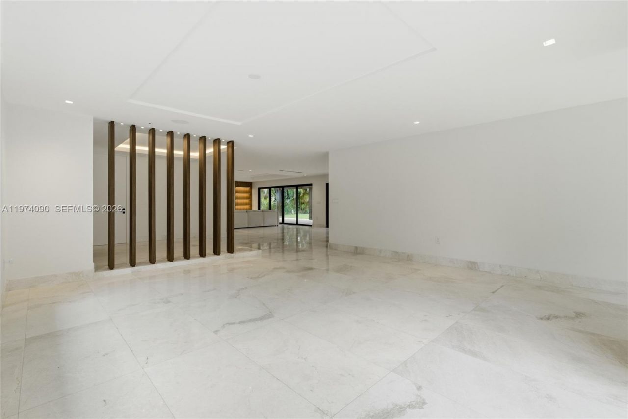 12050 SW 90th Ave, Miami, FL 33176 Photo