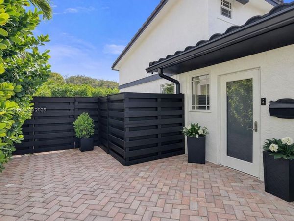 1844 NE 26th Ave, Unit 1844, Fort Lauderdale, FL 33305