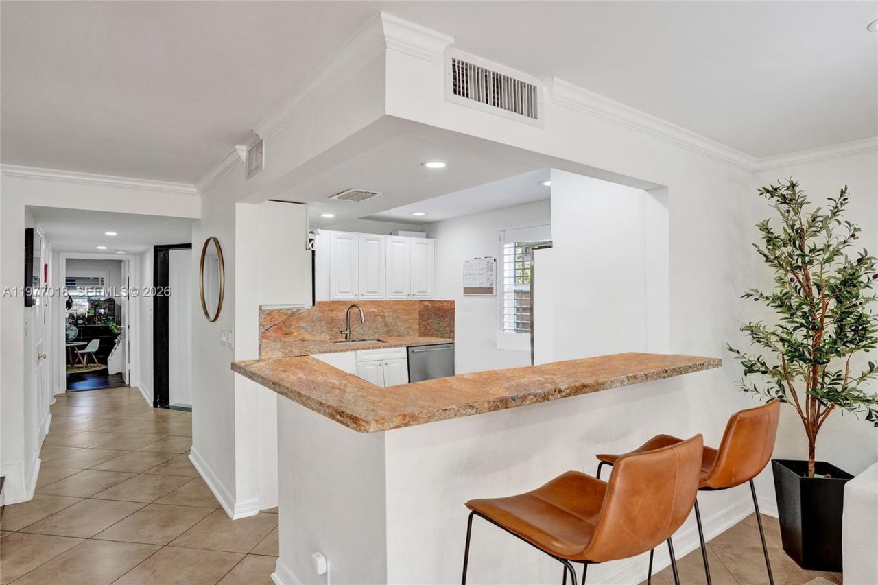 1844 NE 26th Ave, Unit 1844, Fort Lauderdale, FL 33305 Photo