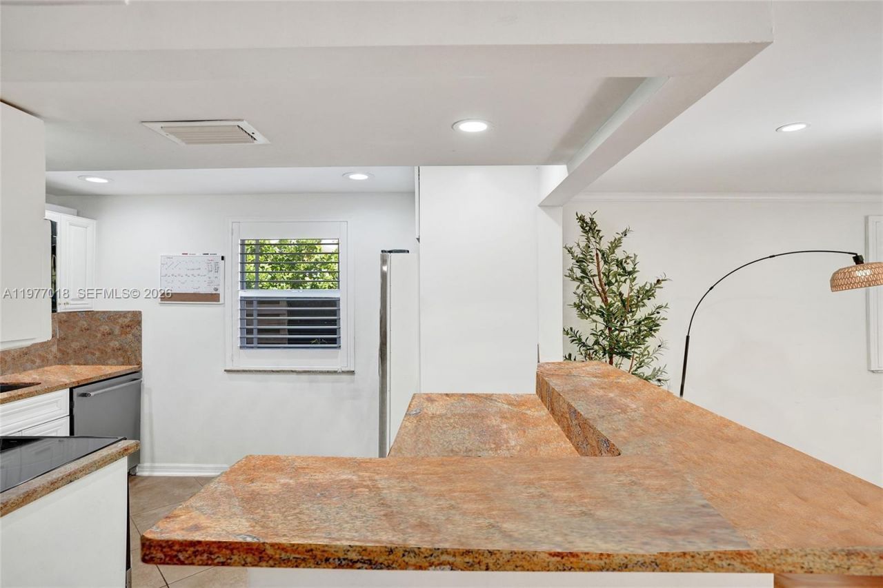 1844 NE 26th Ave, Unit 1844, Fort Lauderdale, FL 33305 Photo