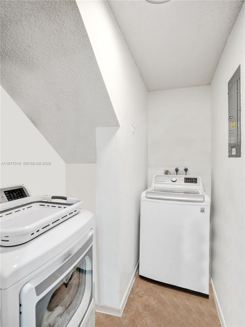 1844 NE 26th Ave, Unit 1844, Fort Lauderdale, FL 33305 Photo