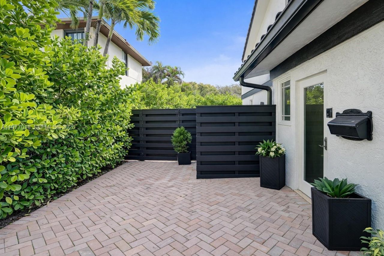 1844 NE 26th Ave, Unit 1844, Fort Lauderdale, FL 33305 Photo