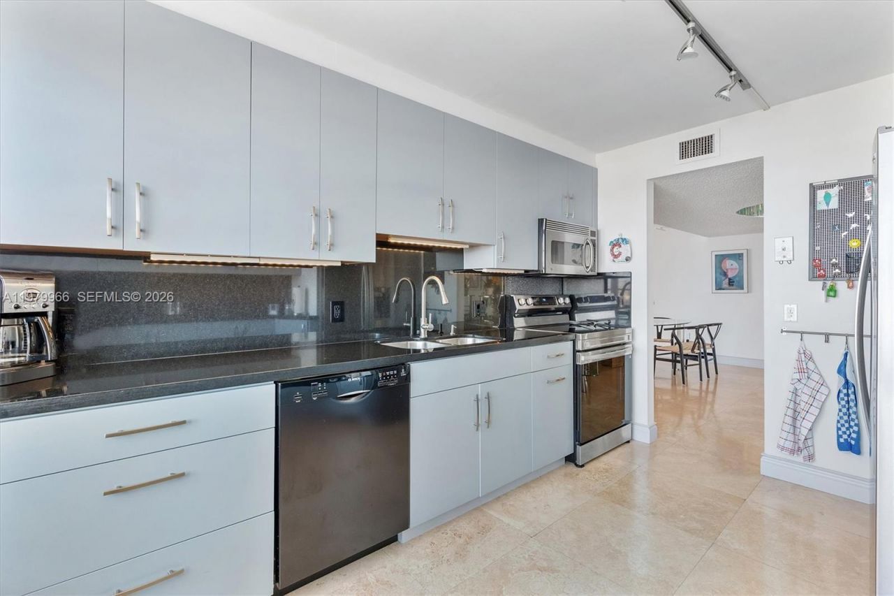 2851 NE 183rd St , Unit 1901E, Aventura, FL 33160 Photo