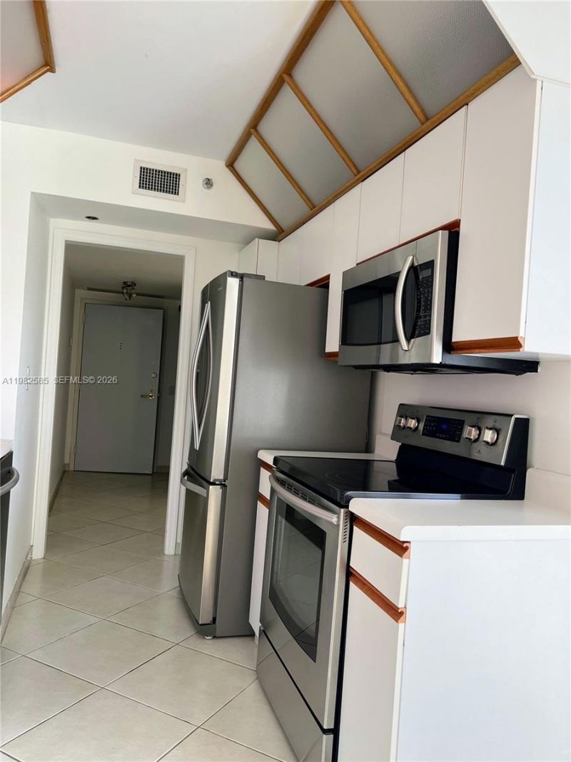 3610 Yacht Club Dr , Unit 1515, Aventura, FL 33180 Photo