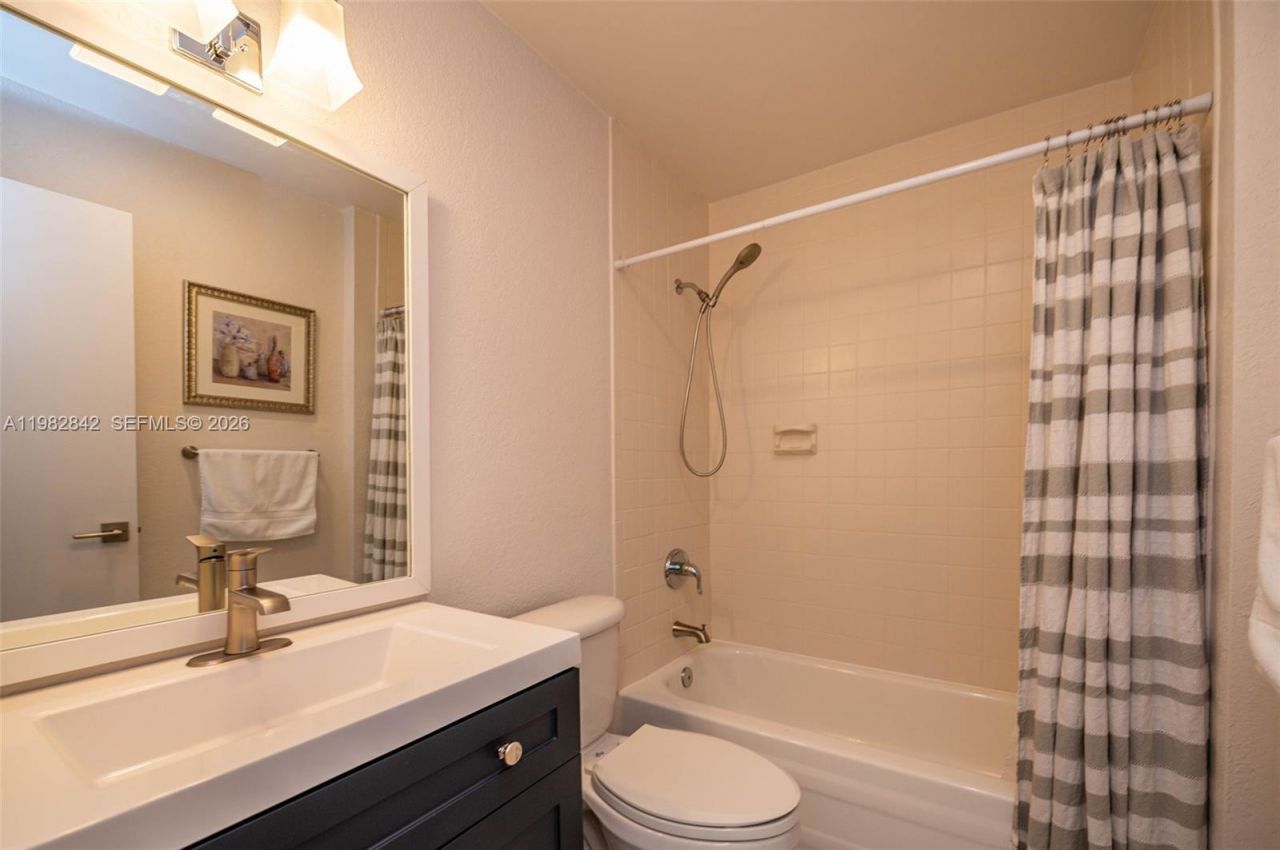 4702 SW 67th Ave, Unit O7, Miami, FL 33155 Photo