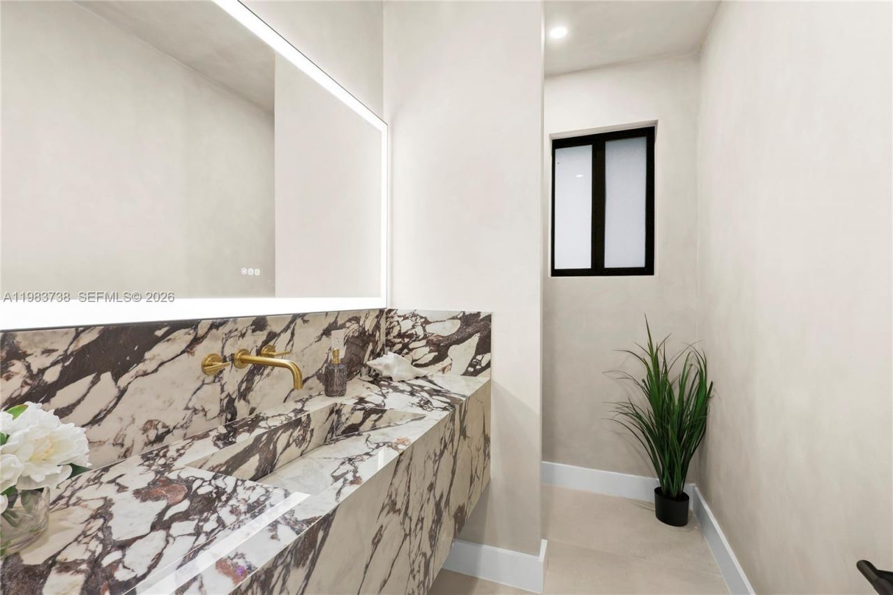 3320 SW 121st Ave , Davie, FL 33330 Photo