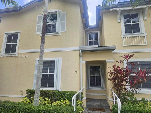 142 SE 28th Ter, Unit 12, Homestead, FL 33033