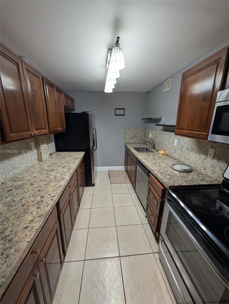 1800 Sans Souci Blvd , Unit 125, North Miami, FL 33181 Photo