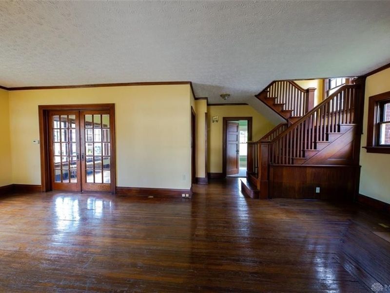 740 E Central Avenue, Miamisburg, OH 45342 Photo 13