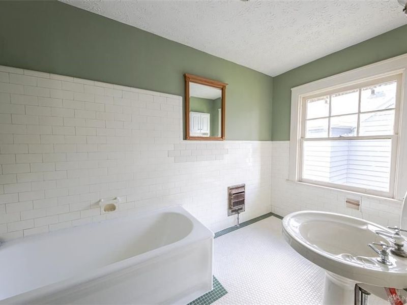 740 E Central Avenue, Miamisburg, OH 45342 Photo 28