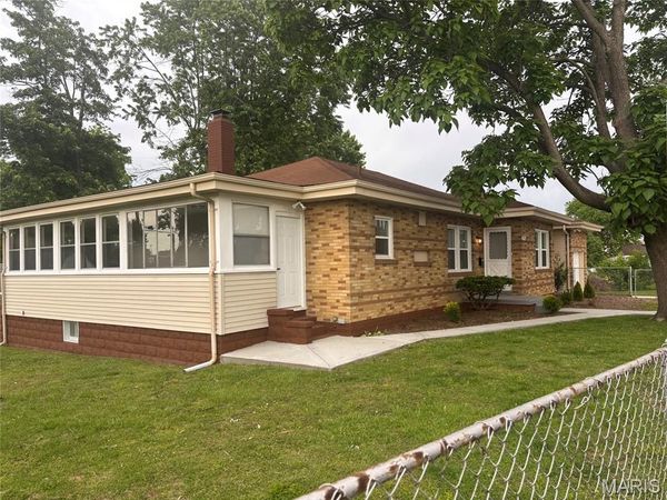 2555 Telegraph Road, Mehlville, MO 63125