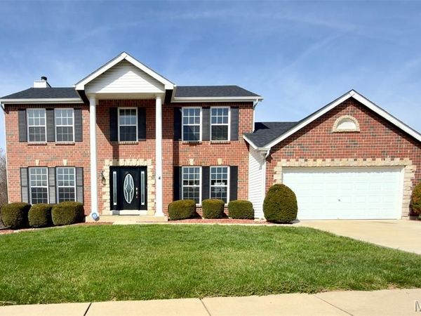 4 Pasture View Court, Wentzville, MO 63385