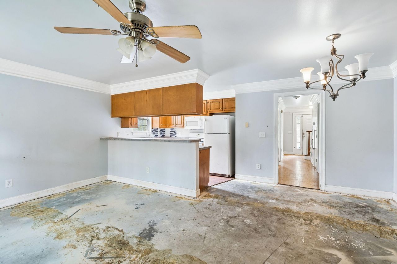 373 Springview Lane Photo 39