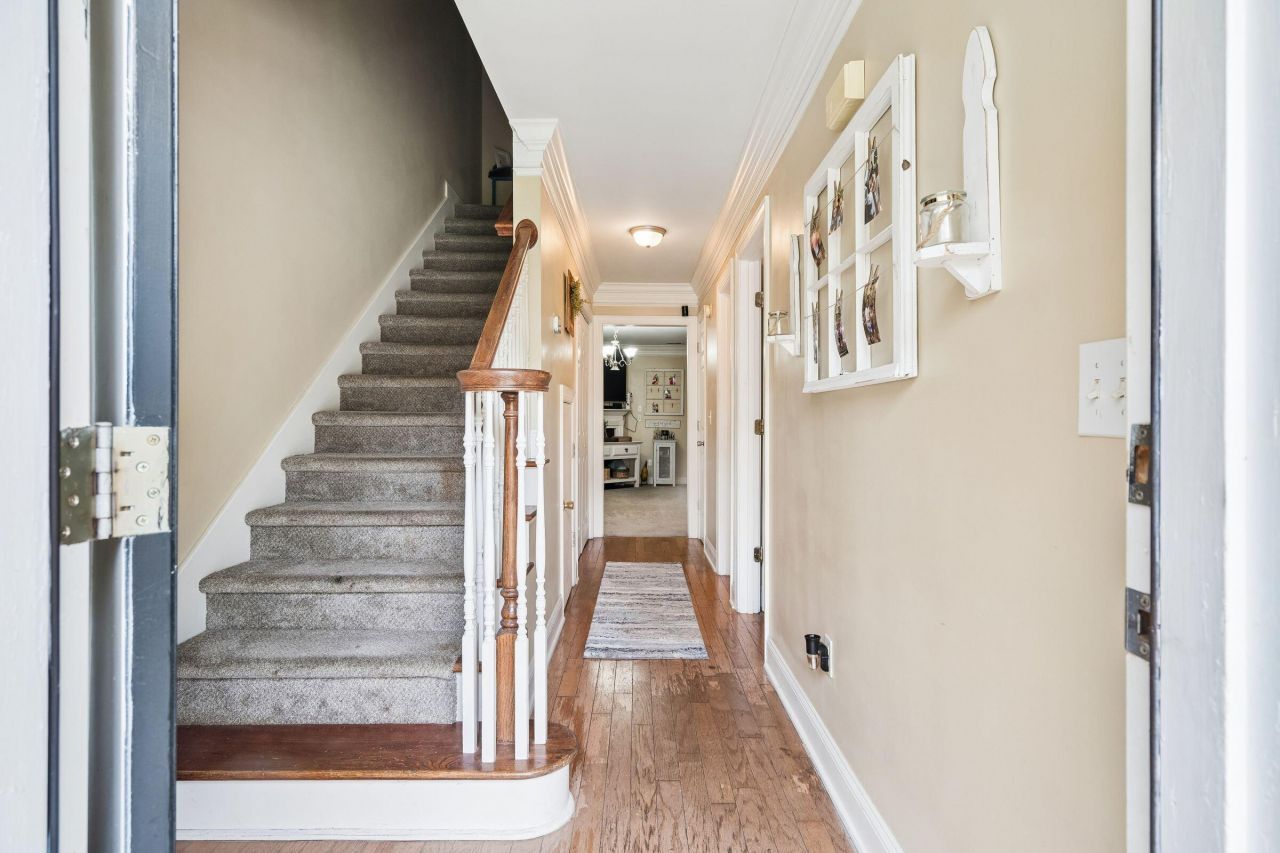 373 Springview Lane Photo 4