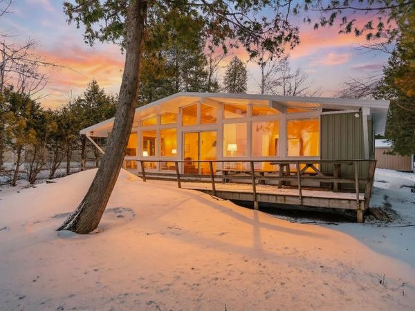 78 Plymouth Beach Drive, Indian River, MI 49749