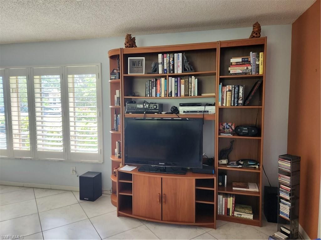 1629 Spoonbill Ln, Unit 1629-A, Naples, FL 34105 Photo